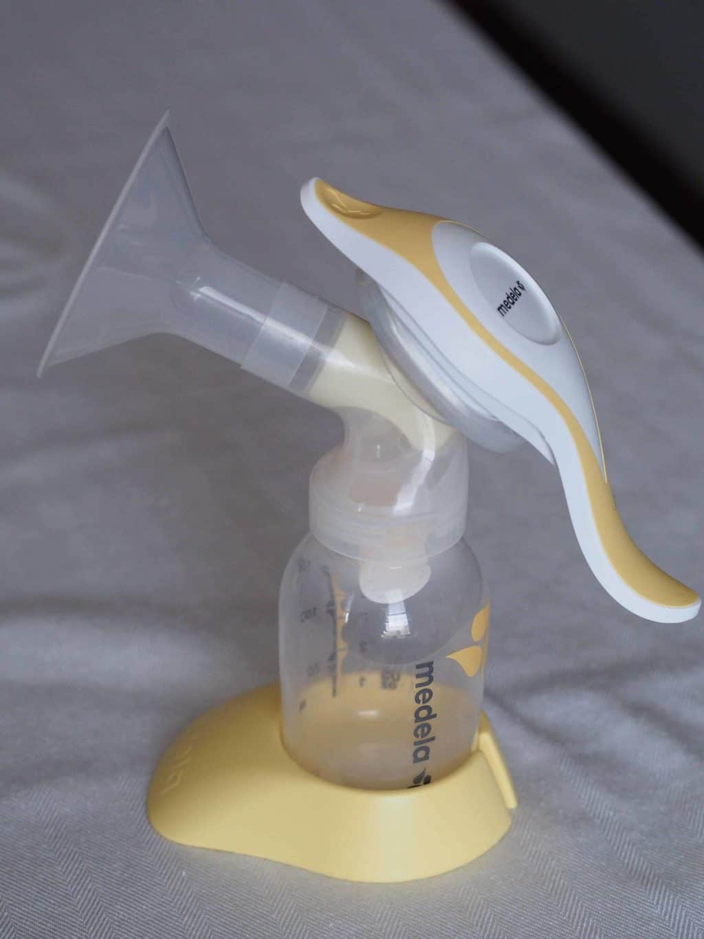 Can You Drink Alcohol While Breastfeeding? Breastfeeding Needs